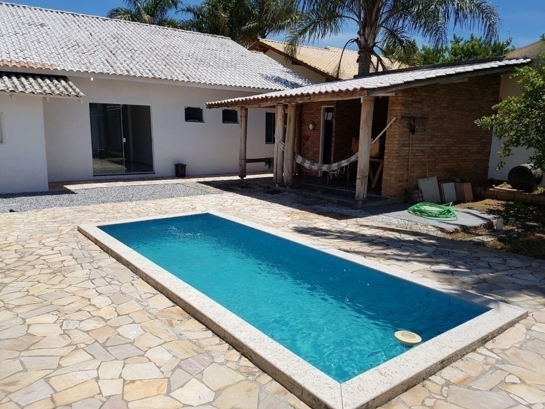 #644 - Casa para Venda em Porto Belo - SC