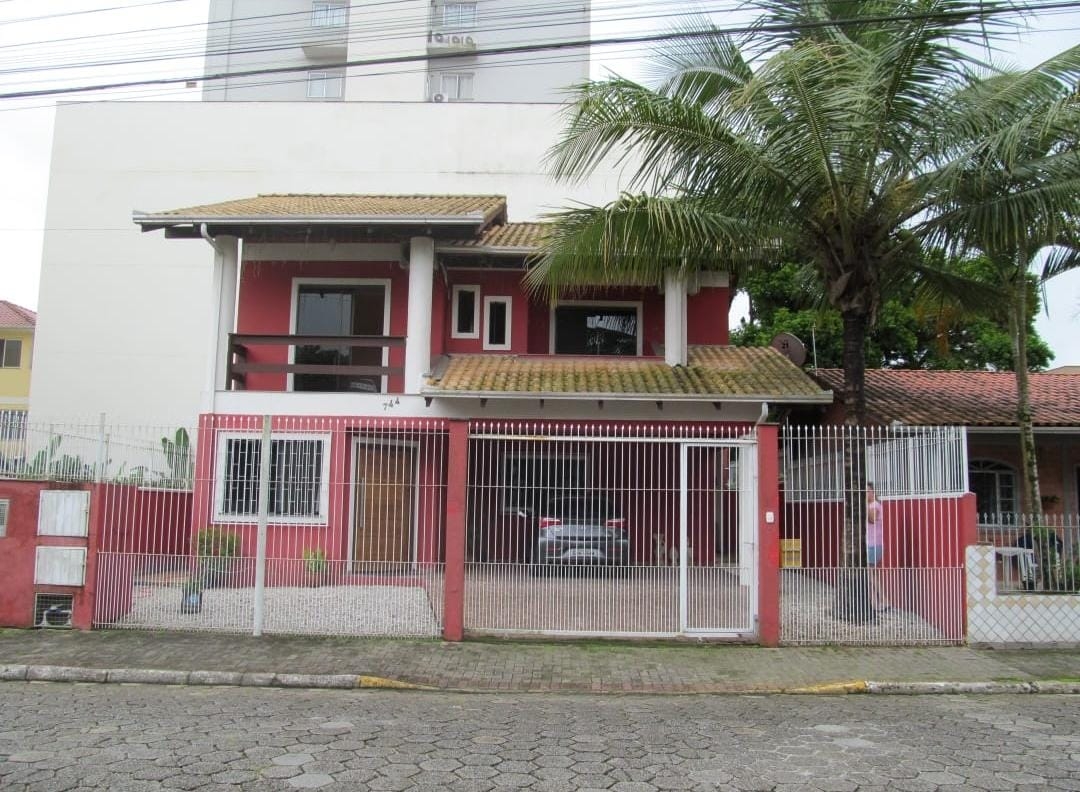 #864 - Casa para Venda em Itapema - SC
