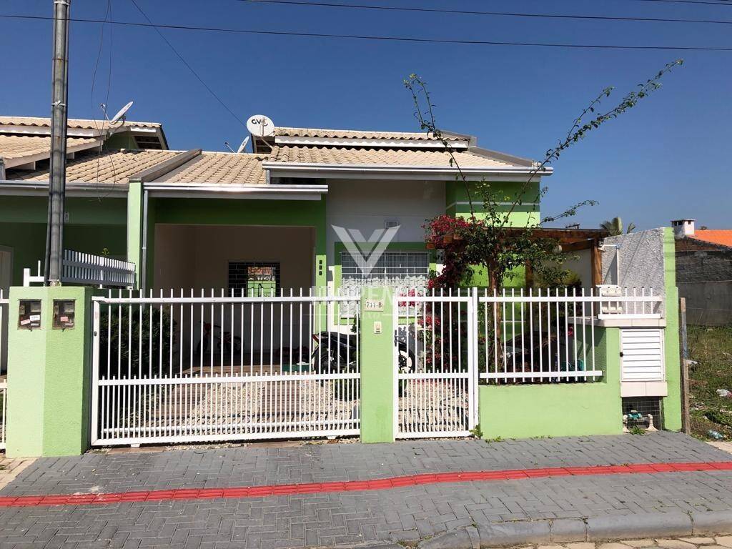 #891 - Casa para Venda em Porto Belo - SC