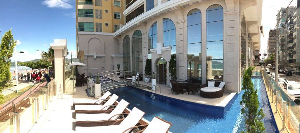 #935 - Apartamento para Venda em Itapema - SC