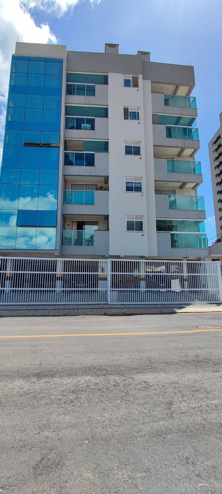 #1042 - Apartamento para Venda em Porto Belo - SC