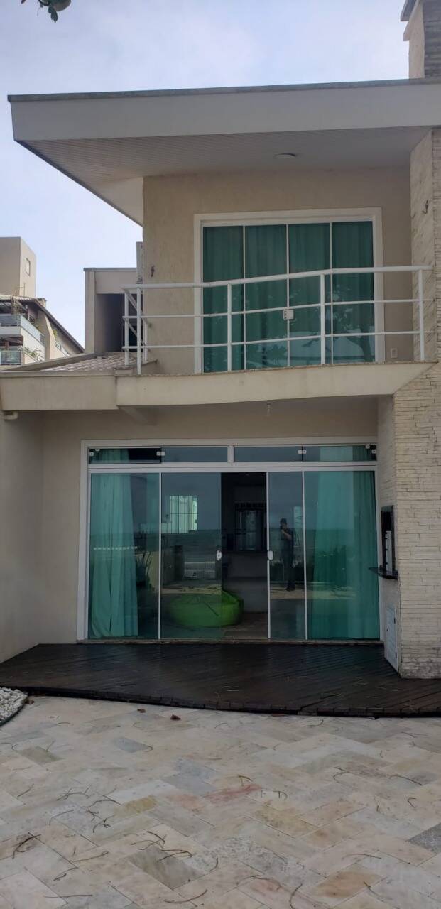 #1154 - Casa para Venda em Porto Belo - SC