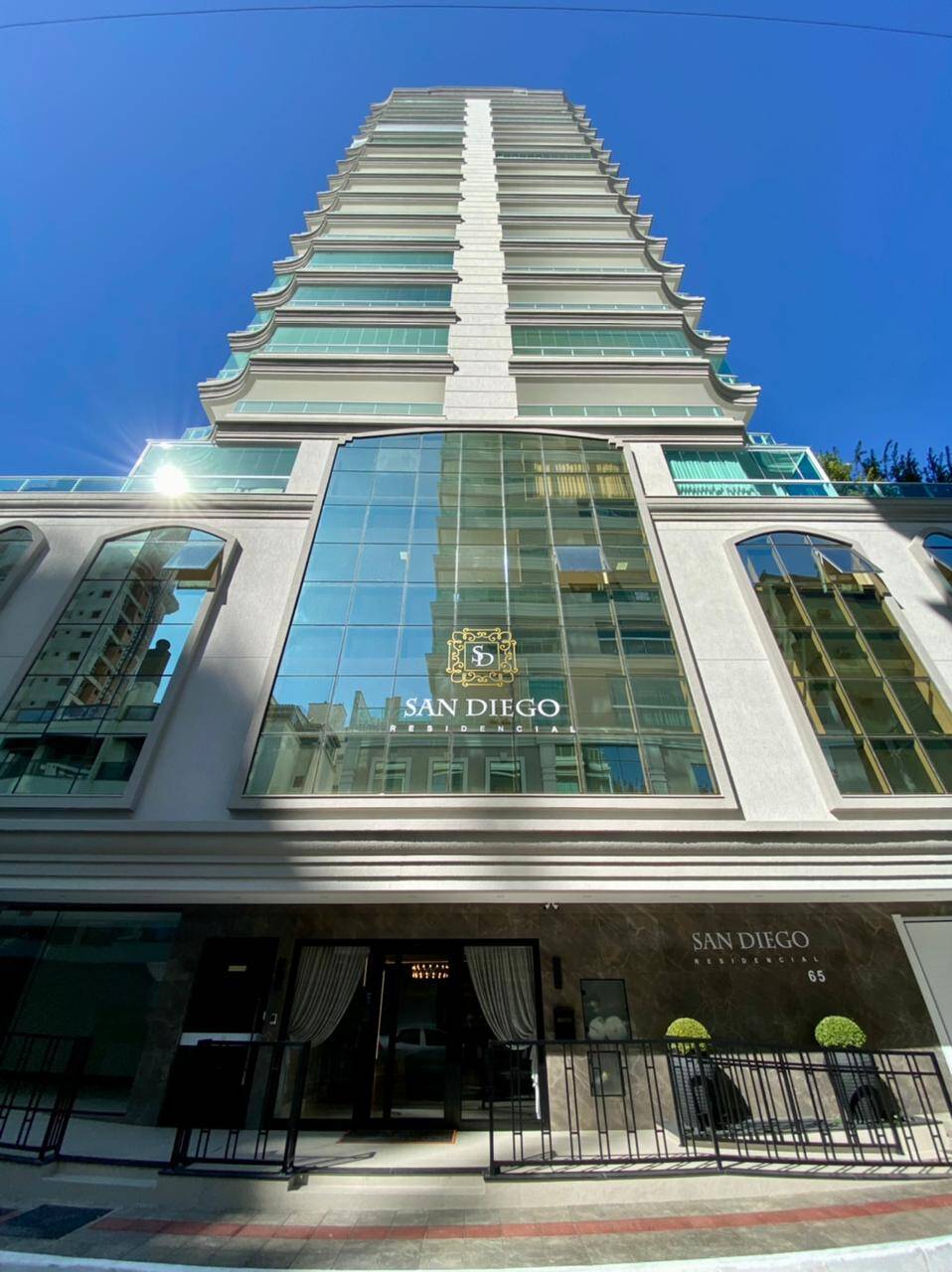 #1311 - Apartamento para Venda em Itapema - SC