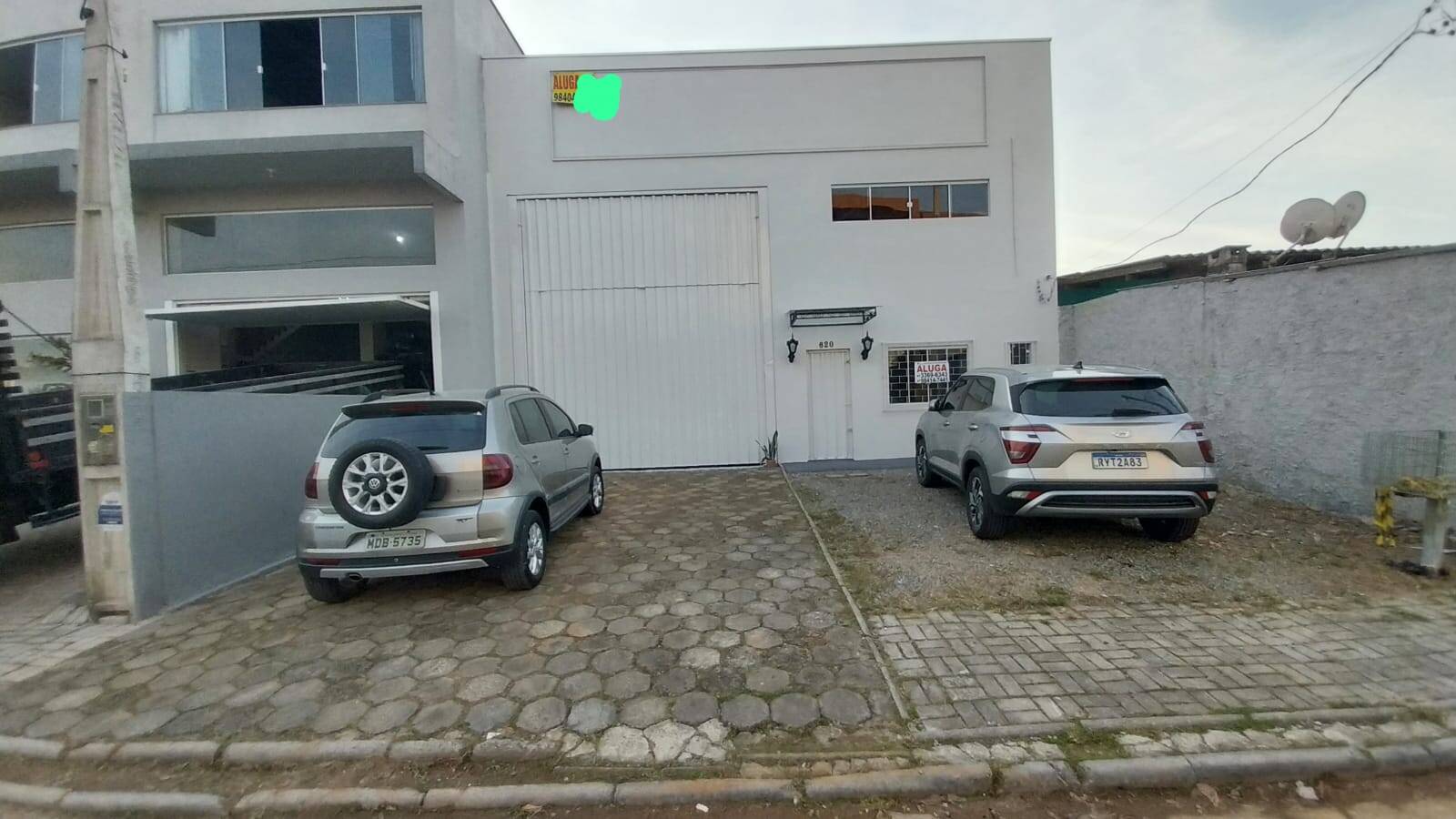 #1401 - Sala para Locação em Porto Belo - SC
