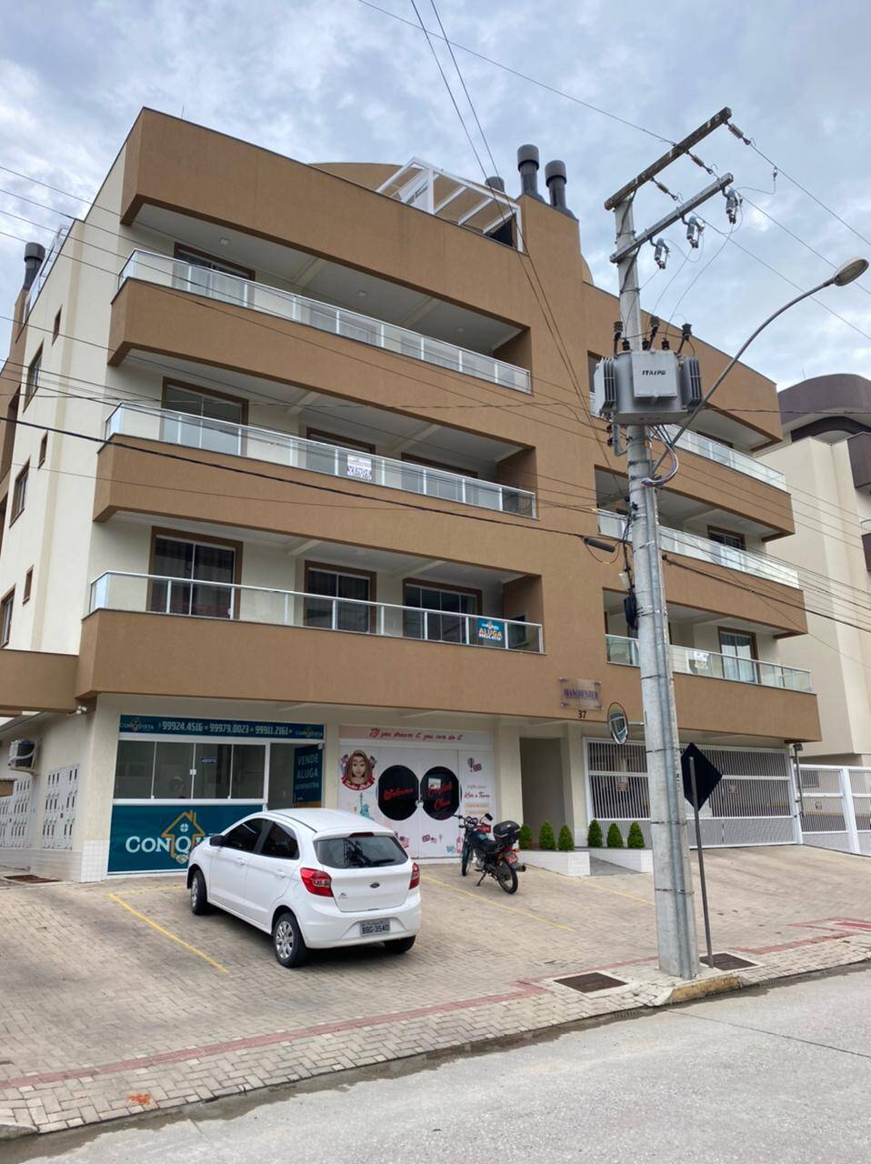 VENDA DE UM APARTAMENTO EM BOMBINHAS SC EDIFICIO MANCHESTER