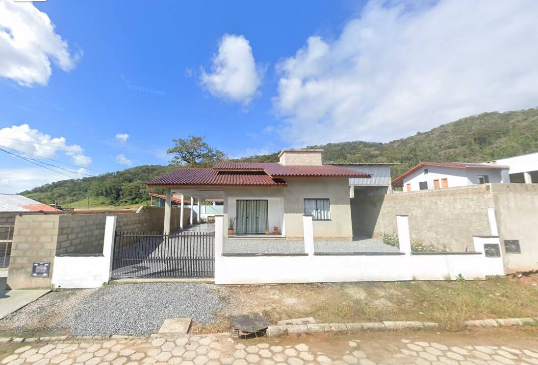VENDA DE UMA CASA NO PORTO BELO SC BAIRRO VILA NOVA