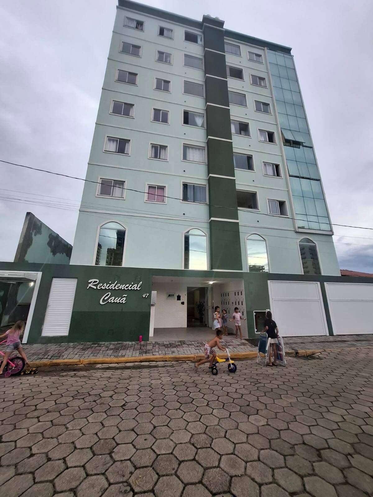 #1407 - Apartamento para Venda em Porto Belo - SC