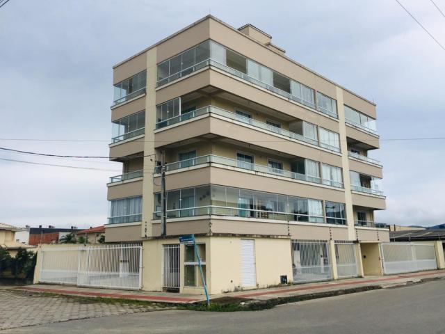 #766 - Apartamento para Venda em Porto Belo - SC - 2