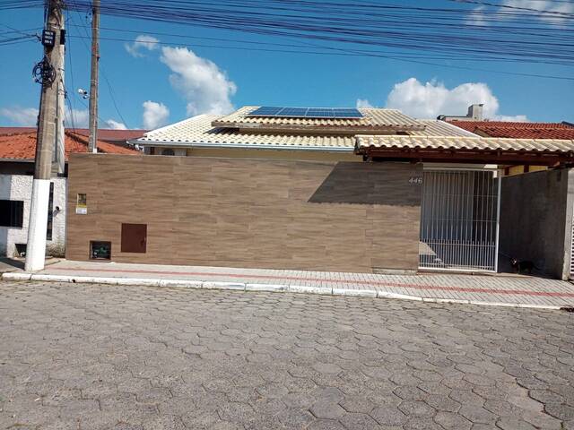 #1028 - Casa para Venda em Porto Belo - SC - 1