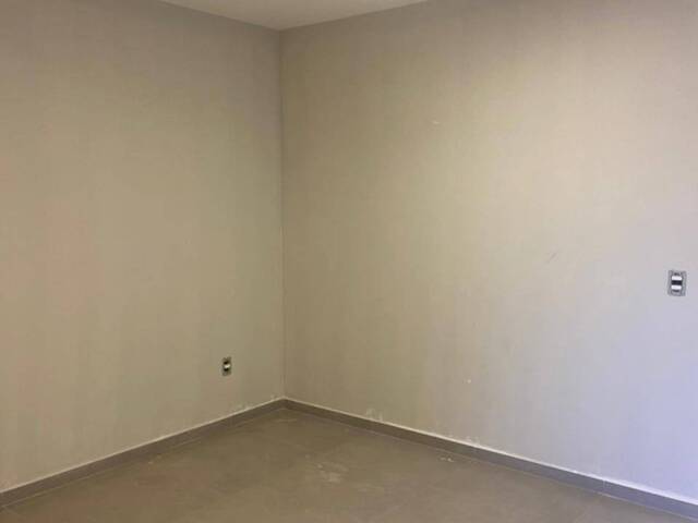 #1075 - Casa para Venda em Itapema - SC - 3