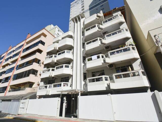 #1120 - Apartamento para Venda em Itapema - SC - 1