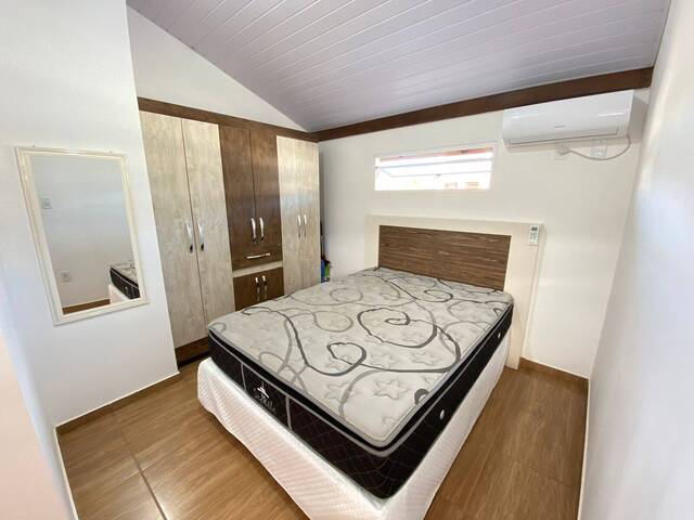 #1215 - Casa para Venda em Itapema - SC - 2