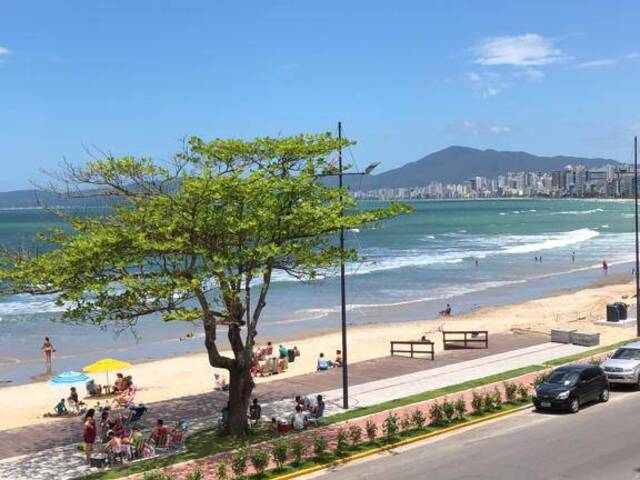 Venda em Meia Praia - Itapema