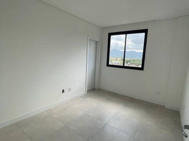 #1315 - Apartamento para Venda em Porto Belo - SC - 2