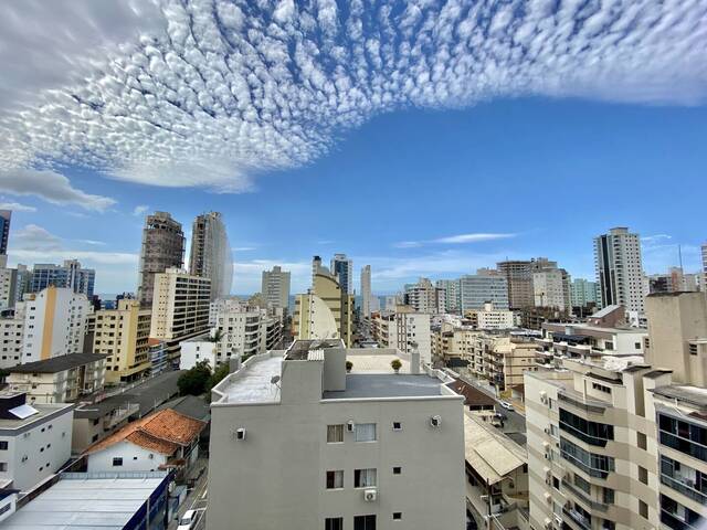 Venda em Meia Praia - Itapema