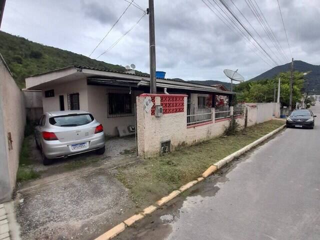 #1453 - Casa para Venda em Porto Belo - SC - 1