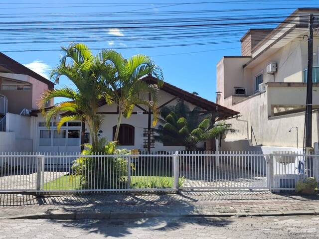 #1484 - Casa para Venda em Bombinhas - SC - 1