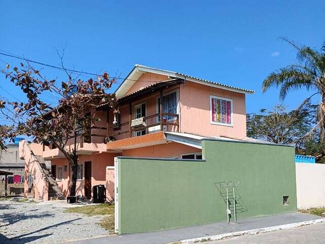 #1530 - Casa para Venda em Itapema - SC - 3