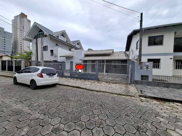 #1558 - Casa para Locação em Porto Belo - SC - 1