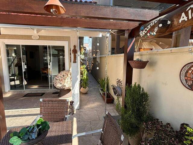 #1577 - Casa para Venda em Porto Belo - SC - 2