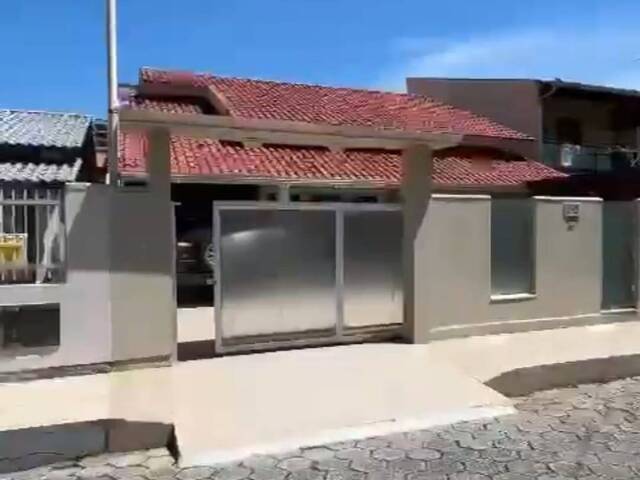 #1577 - Casa para Venda em Porto Belo - SC - 1