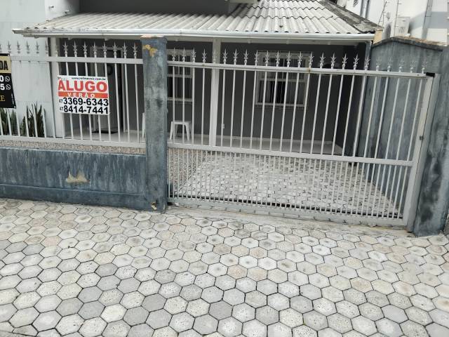 #1558 - Casa para Locação em Porto Belo - SC - 1