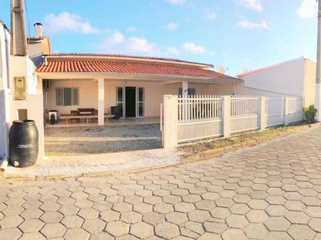 #1589 - Casa para Venda em Porto Belo - SC - 1